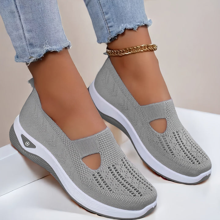 Pantofi sport Mirela, ușori și flexibili